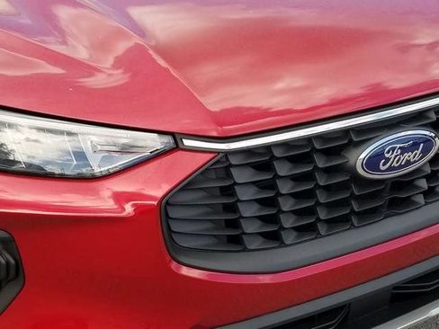 New 2025 Ford Escape Active w/ Cold Weather Package image 9