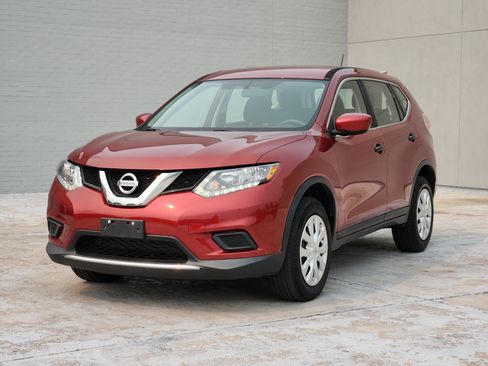 Used 2016 Nissan Rogue S AWD/4WD image 3