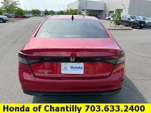 Certified 2025 Honda Accord SE image 6