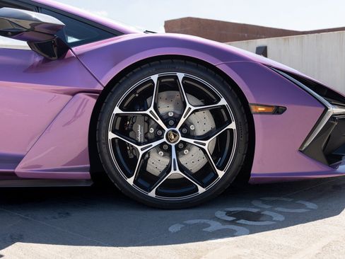 Used 2026 Lamborghini Revuelto AWD/4WD image 30