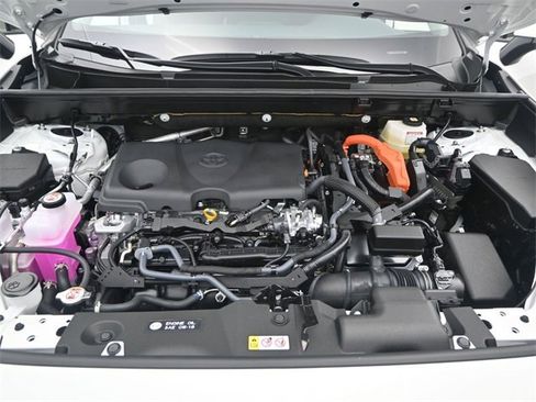 New 2025 Toyota RAV4 XLE w/ Convenience Package image 18