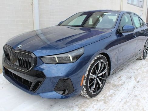 New 2025 BMW 530i xDrive w/ M Sport Package image 2