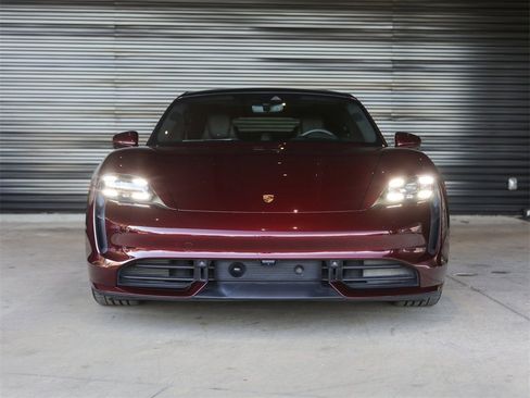 Certified 2022 Porsche Taycan Turbo image 10