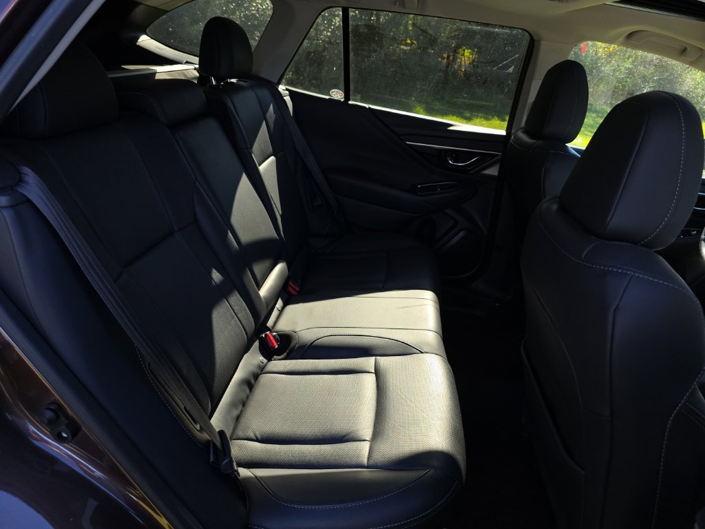 Used 2020 Subaru Outback Limited w/ Popular Package #2 AWD/4WD image 16