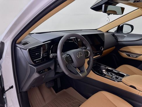 Used 2026 Lexus NX 350 AWD w/ Luxury Package image 10