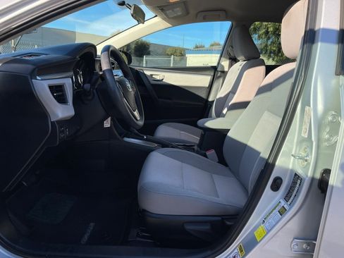 Used 2014 Toyota Corolla LE image 14