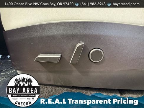 Used 2021 Tesla Model Y Long Range AWD/4WD image 14