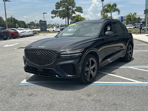 Used 2025 Genesis GV70 3.5T Sport w/ Sport Prestige Package AWD/4WD image 3