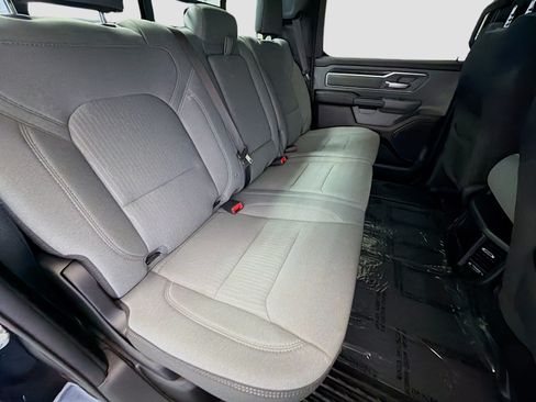 Used 2023 RAM 1500 Big Horn AWD/4WD image 14