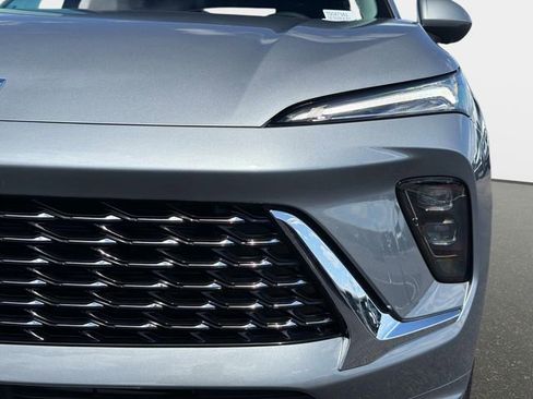 New 2026 Buick Envision Avenir image 9