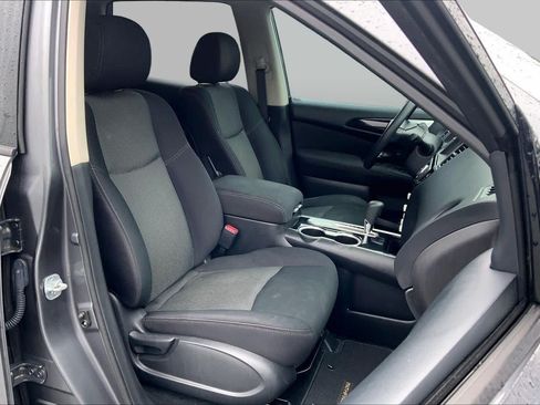 Used 2017 Nissan Pathfinder S FWD image 9