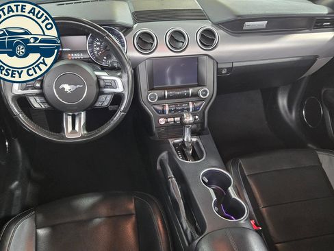 Used 2022 Ford Mustang Premium RWD image 6