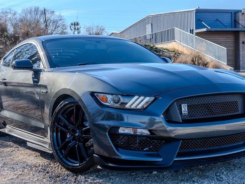 Used 2016 Ford Mustang Shelby GT350 w/ Track Package image 7