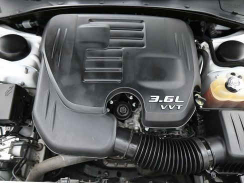Used 2022 Dodge Charger GT RWD image 17
