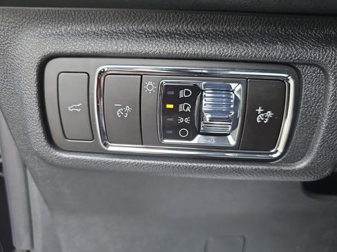 New 2026 Lincoln Corsair Premiere image 25