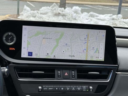 Used 2024 Lexus ES 300h F Sport w/ Accessory Package (Z2) image 10