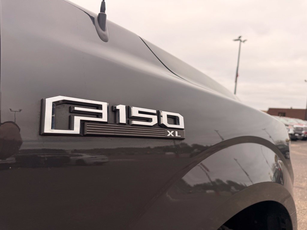 Used 2017 Ford F150 XL w/ Equipment Group 101A Mid AWD/4WD image 16