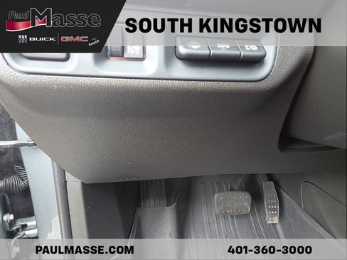 Used 2023 GMC Acadia AT4 w/ Technology Package AWD/4WD image 9