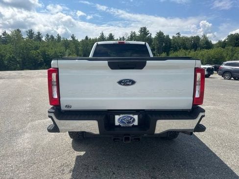 Used 2023 Ford F250 XLT AWD/4WD image 5