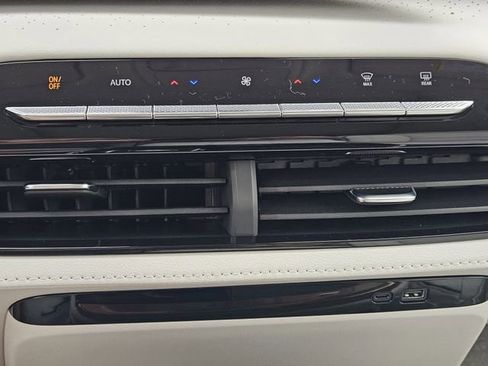 New 2026 Buick Enclave Avenir w/ Super Cruise Package AWD/4WD image 13