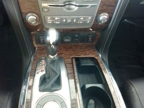 Used 2019 Nissan Armada SL w/ Premium Package RWD image 10
