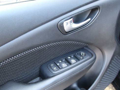 Used 2015 Dodge Dart SXT image 6