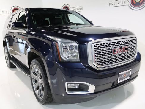 Used 2017 GMC Yukon SLT image 9