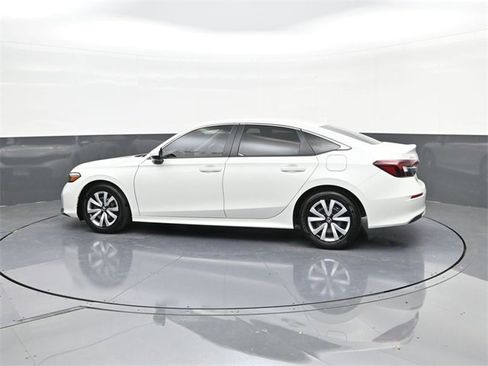 Certified 2026 Honda Civic LX image 5