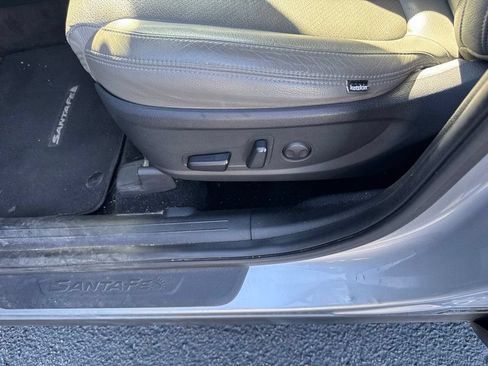 Used 2021 Hyundai Santa Fe SEL w/ Convenience Package FWD image 5