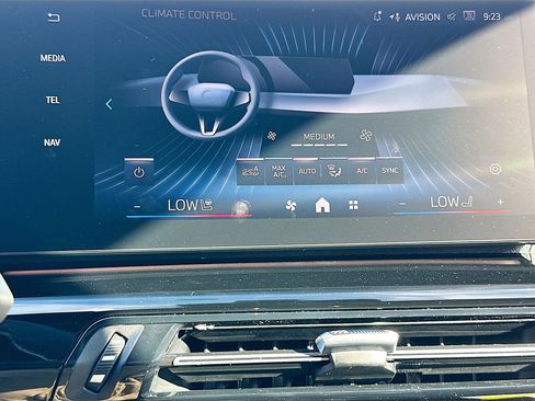 New 2026 BMW X1 xDrive28i w/ Convenience Package image 13