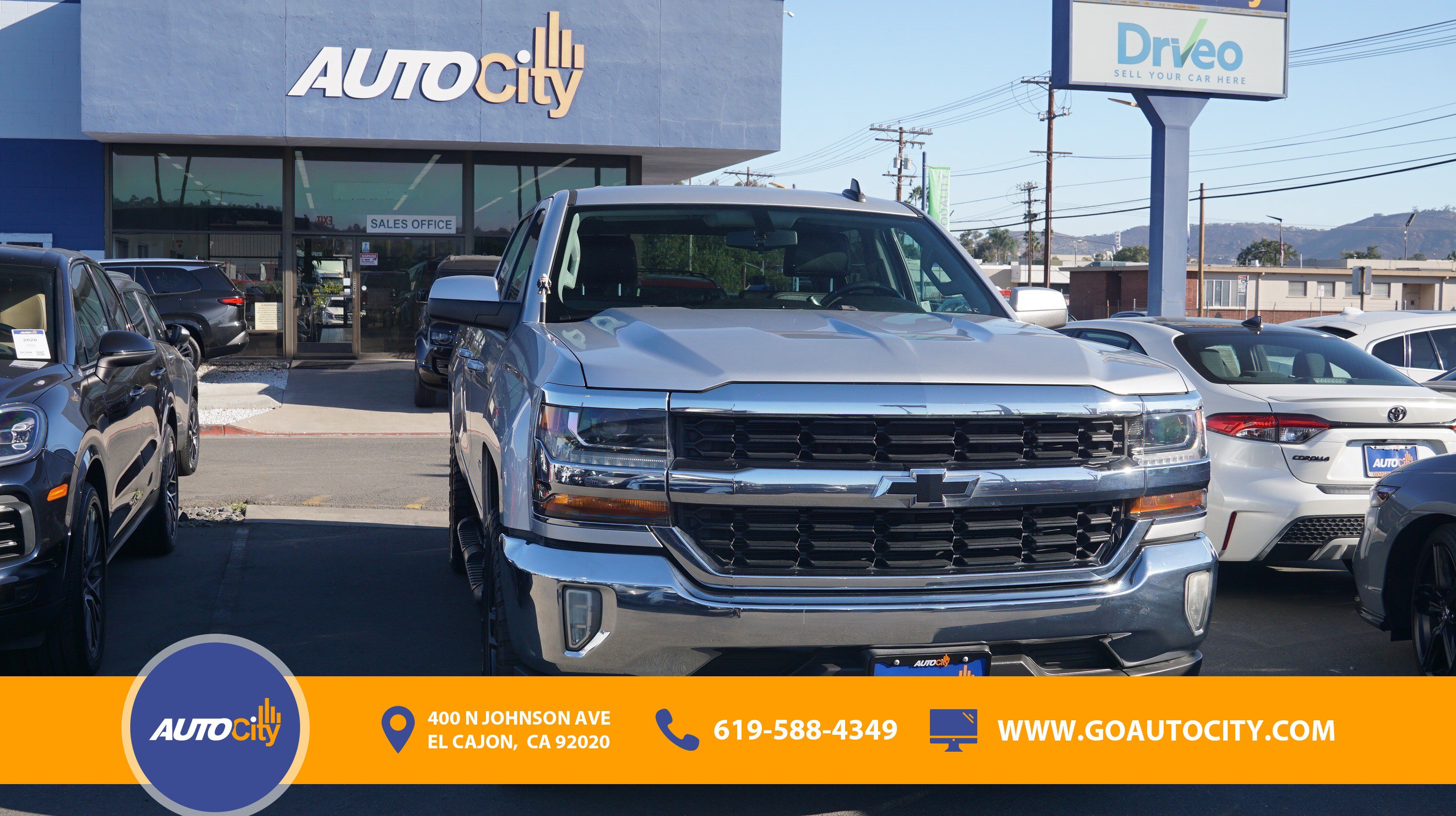Used 2018 Chevrolet Silverado 1500 LT w/ LPO, Black Pack RWD image 6