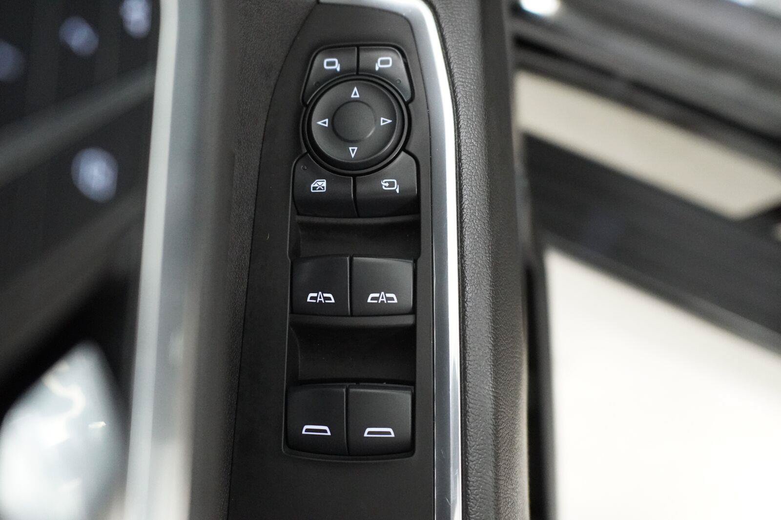 Used 2025 Chevrolet Silverado 1500 High Country w/ High Country Premium Package AWD/4WD image 23