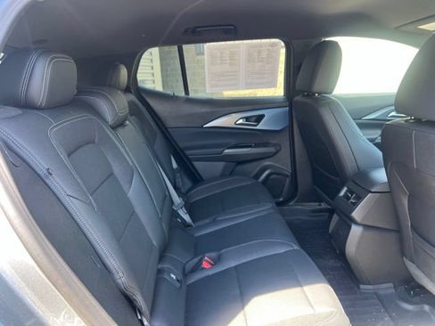 Used 2025 Chevrolet Equinox EV LT FWD image 14