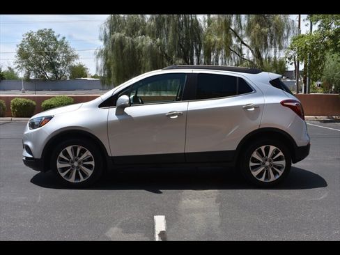 Used 2017 Buick Encore Preferred FWD image 4