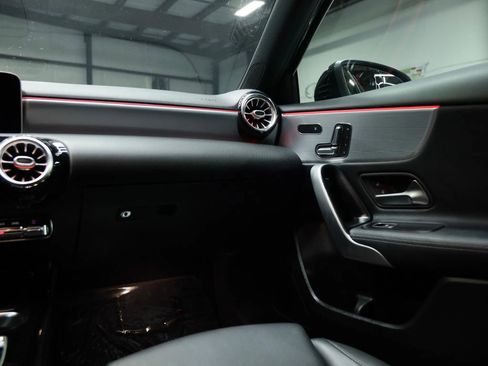 Used 2020 Mercedes-Benz A 220 image 36