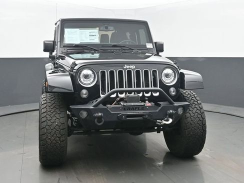 Used 2017 Jeep Wrangler Sahara w/ Connectivity Group image 8