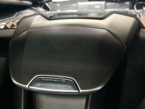 Used 2020 Chevrolet Corvette Stingray Premium Cpe w/ 3LT image 25