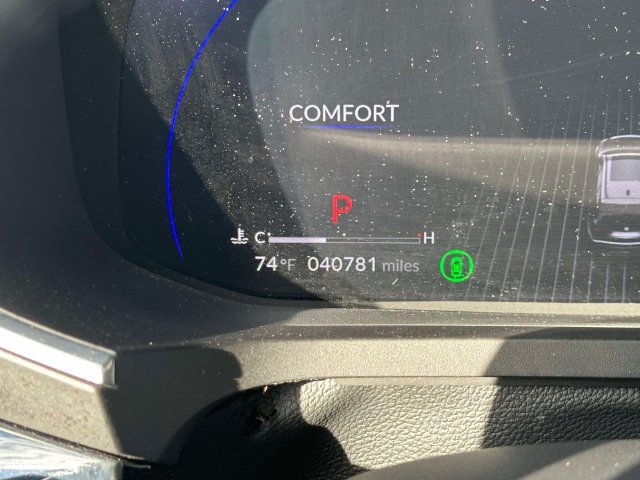 Used 2023 Acura MDX SH-AWD image 32