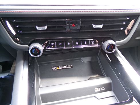 New 2026 Chevrolet Tahoe RST image 12