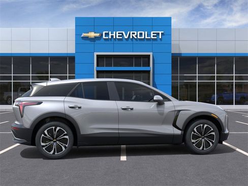 New 2025 Chevrolet Blazer EV LT image 5