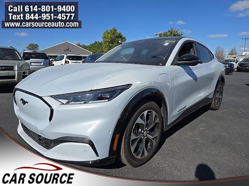 Used 2023 Ford Mustang Mach-E Premium image 3