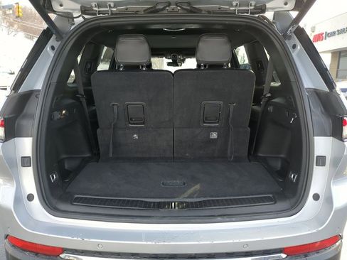 Used 2024 Jeep Grand Cherokee L Limited w/ Luxury Tech Group II image 29