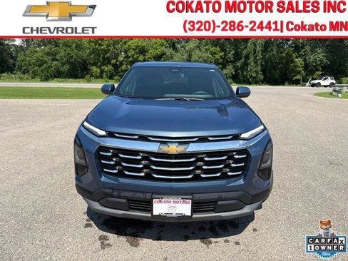 Used 2026 Chevrolet Equinox LT AWD/4WD image 2