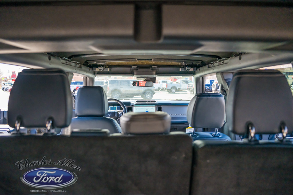 Used 2022 Ford Bronco Outer Banks AWD/4WD image 16