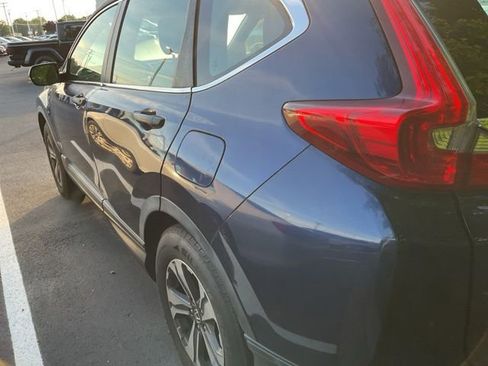 Used 2017 Honda CR-V LX image 8