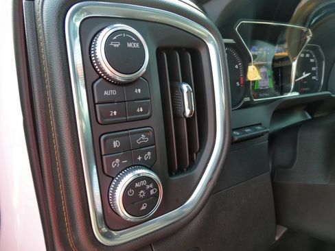 Certified 2022 GMC Sierra 2500 AT4 w/ AT4 Premium Plus Package AWD/4WD image 27