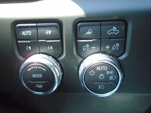 Used 2023 GMC Sierra 1500 Denali w/ Denali Reserve Package AWD/4WD image 72