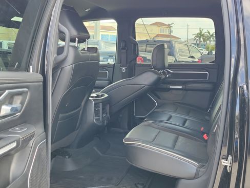 Used 2023 RAM 1500 Laramie AWD/4WD image 14