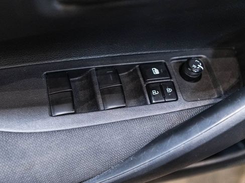 Used 2024 Toyota Corolla LE FWD image 20