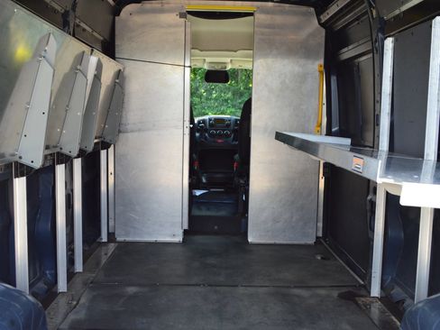 Used 2019 RAM ProMaster 2500 FWD image 17